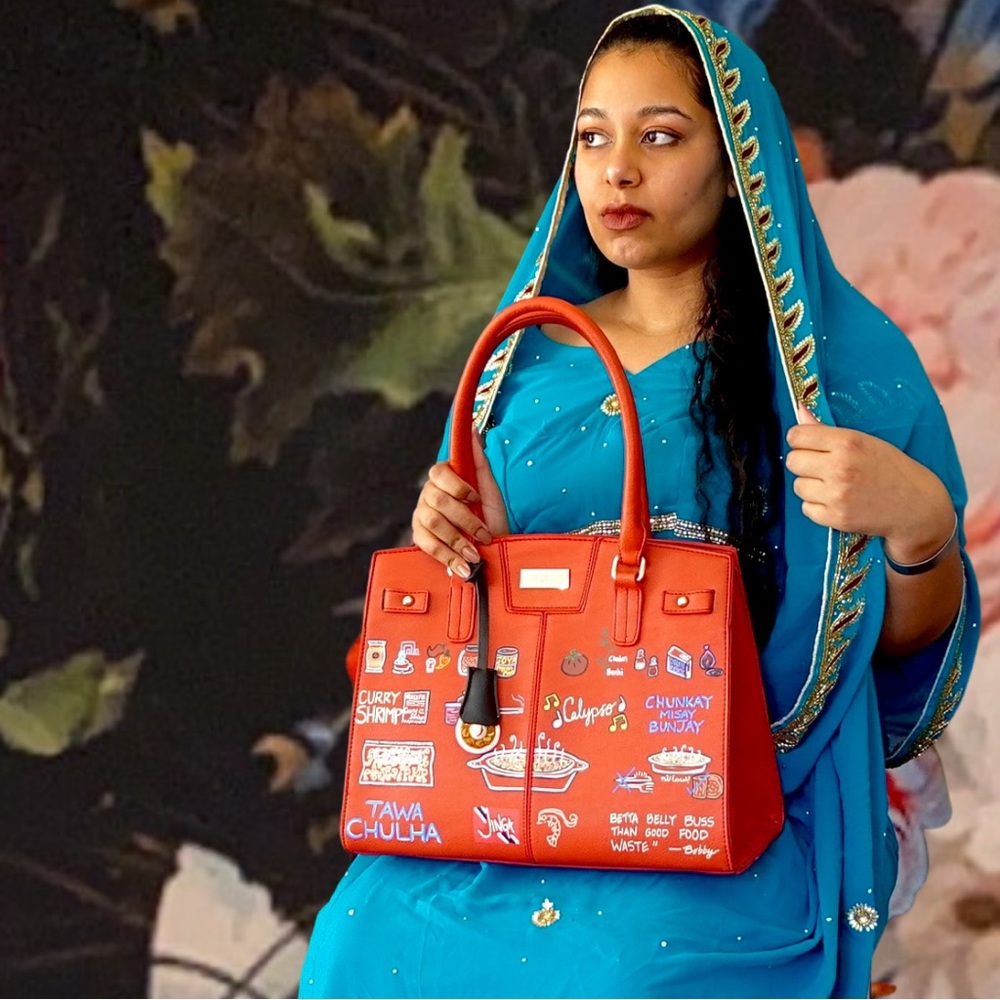 VanRahDesign hand painted BCBG purse with lock —Painting “Curry Jinga : Coral” - Picture 8 of 13